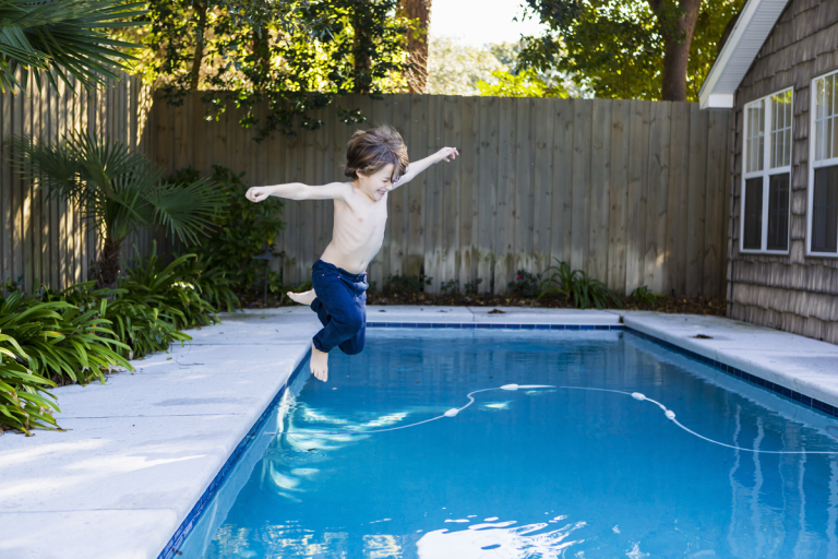 Der eigene Pool im Garten - optimal für Kinder