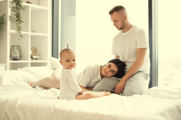 Wie lange sollten Kinder im Bett der Eltern schlafen dürfen?