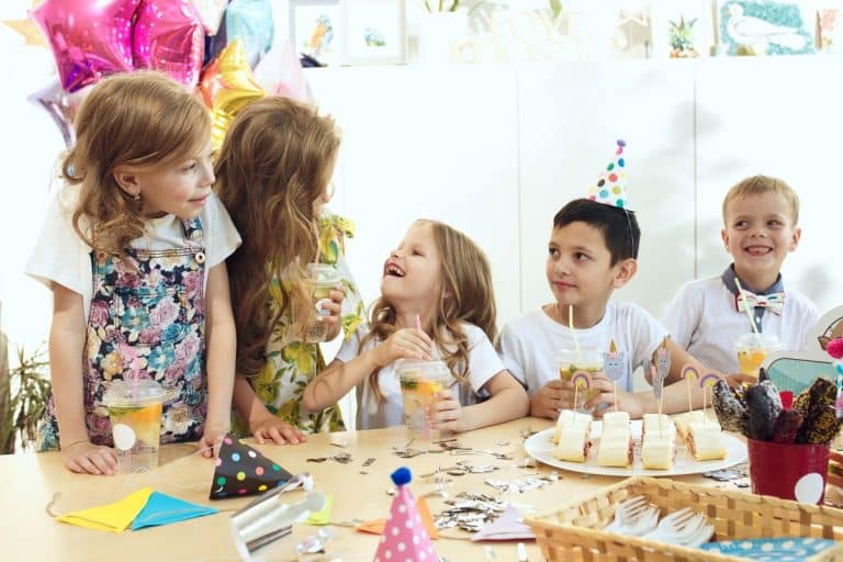 Kindergeburtstag stressfrei planen: Ablauf, Budget & Checkliste für Eltern